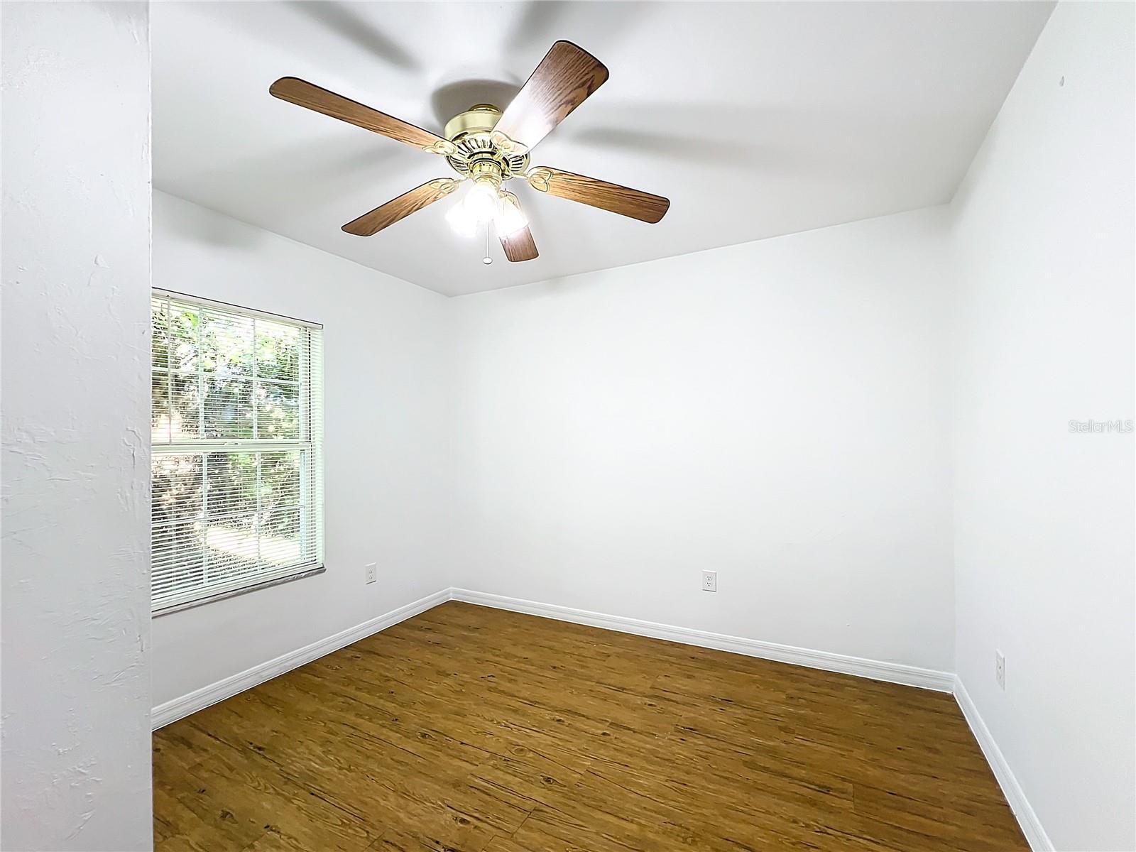 Image 35 of 51 For 908 19th Terrace