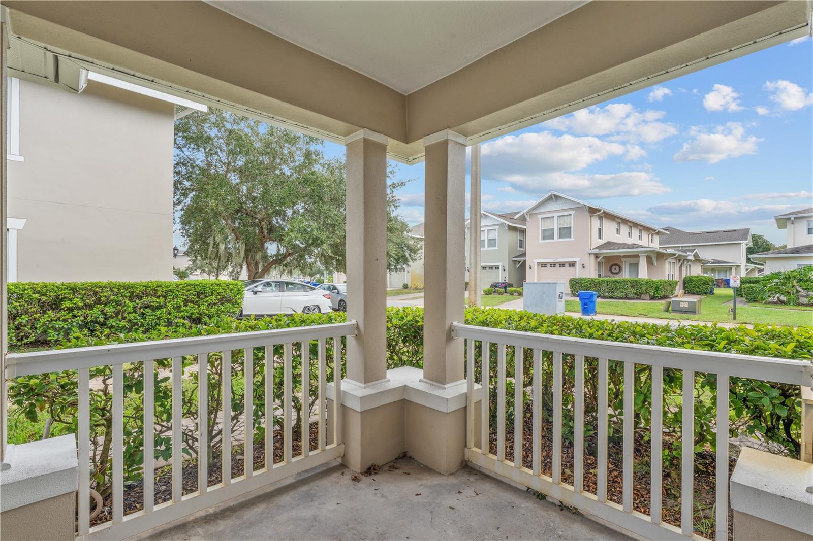 Image 14 of 27 For 2078 Cypress Bay Boulevard