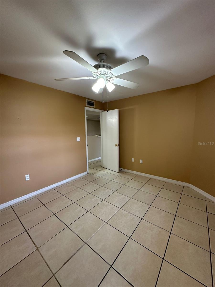 Image 11 of 34 For 3028 Parkway Boulevard 210