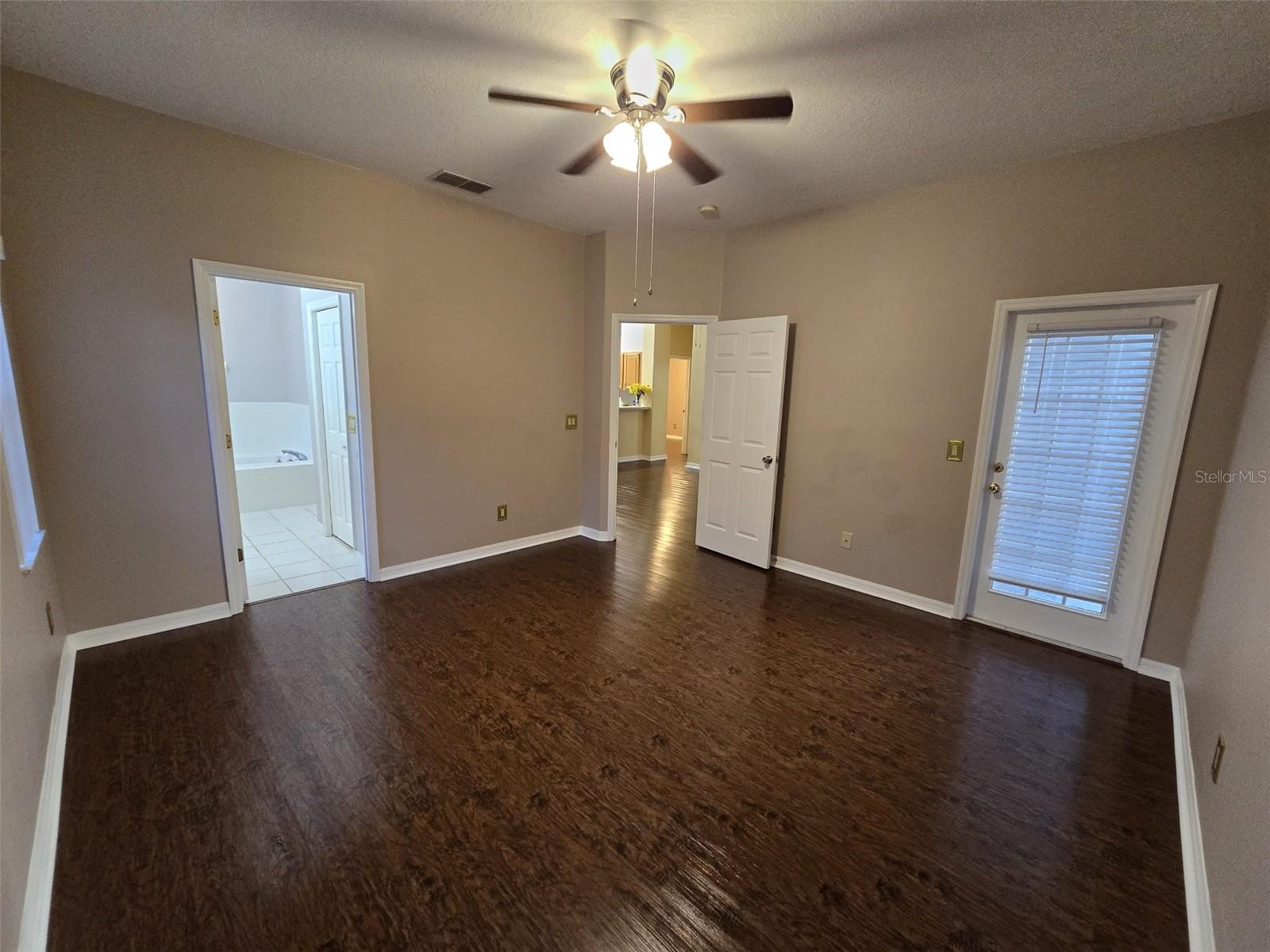 Image 10 of 11 For 29 High Vista Drive