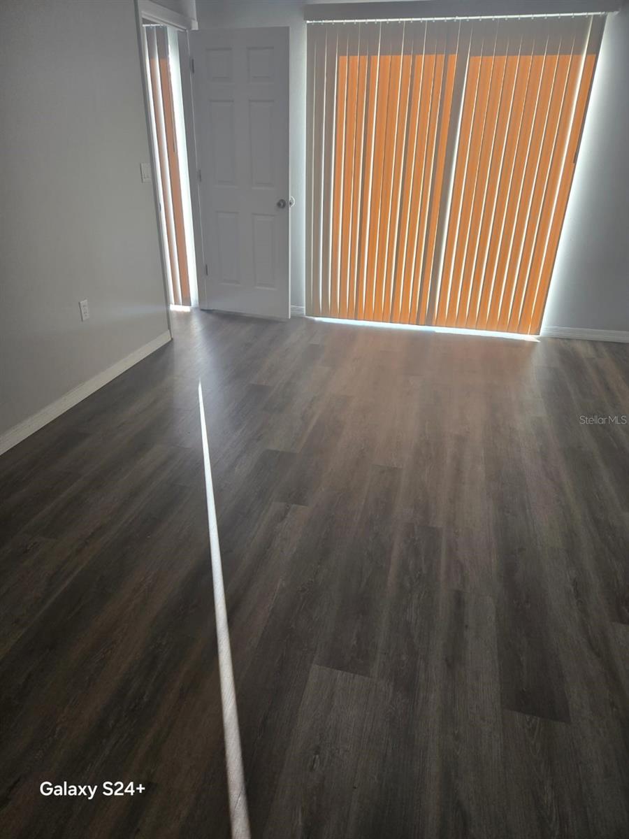 Image 3 of 14 For 1325 Dunbarton Ct