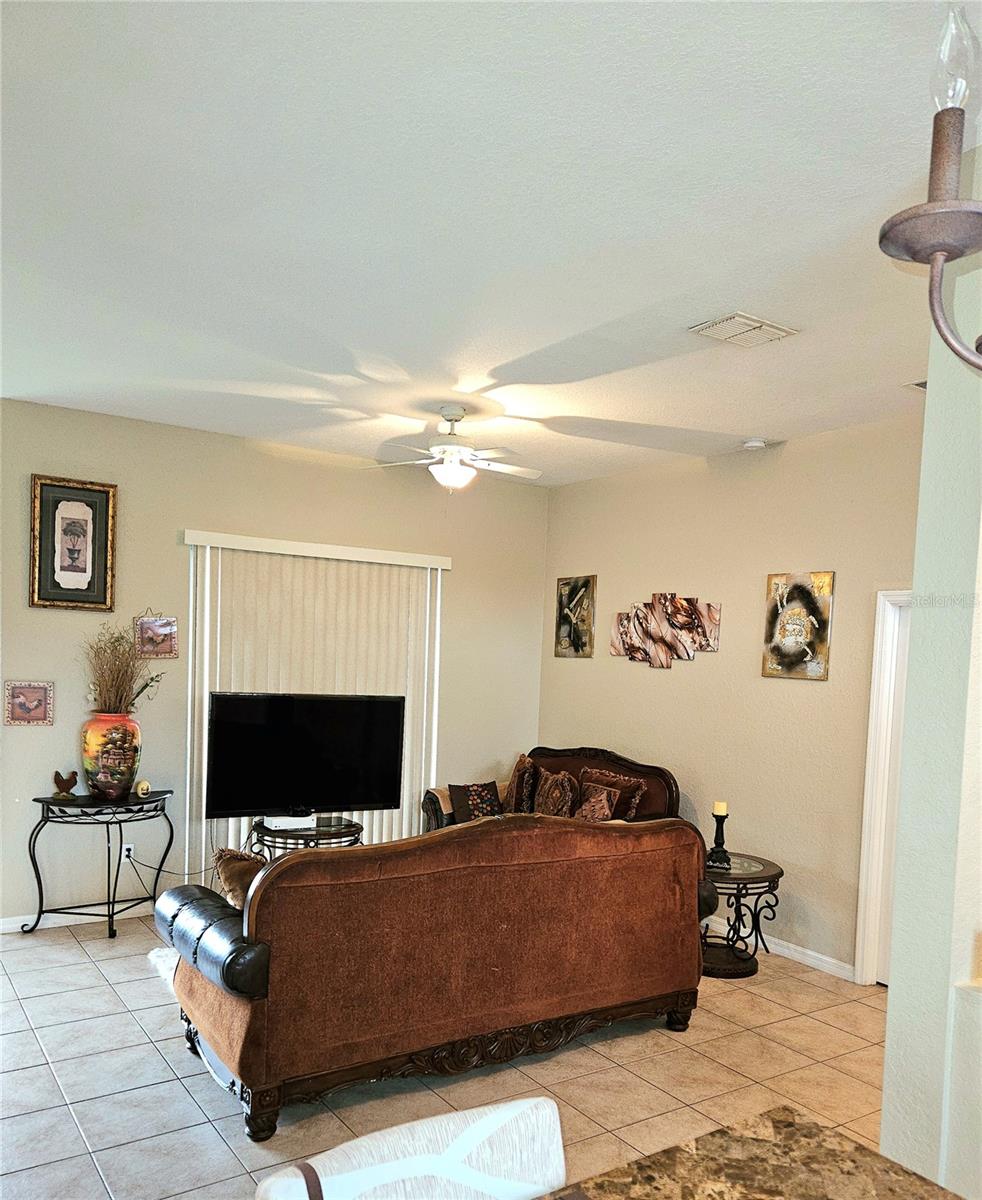Image 3 of 35 For 435 Caraway Drive