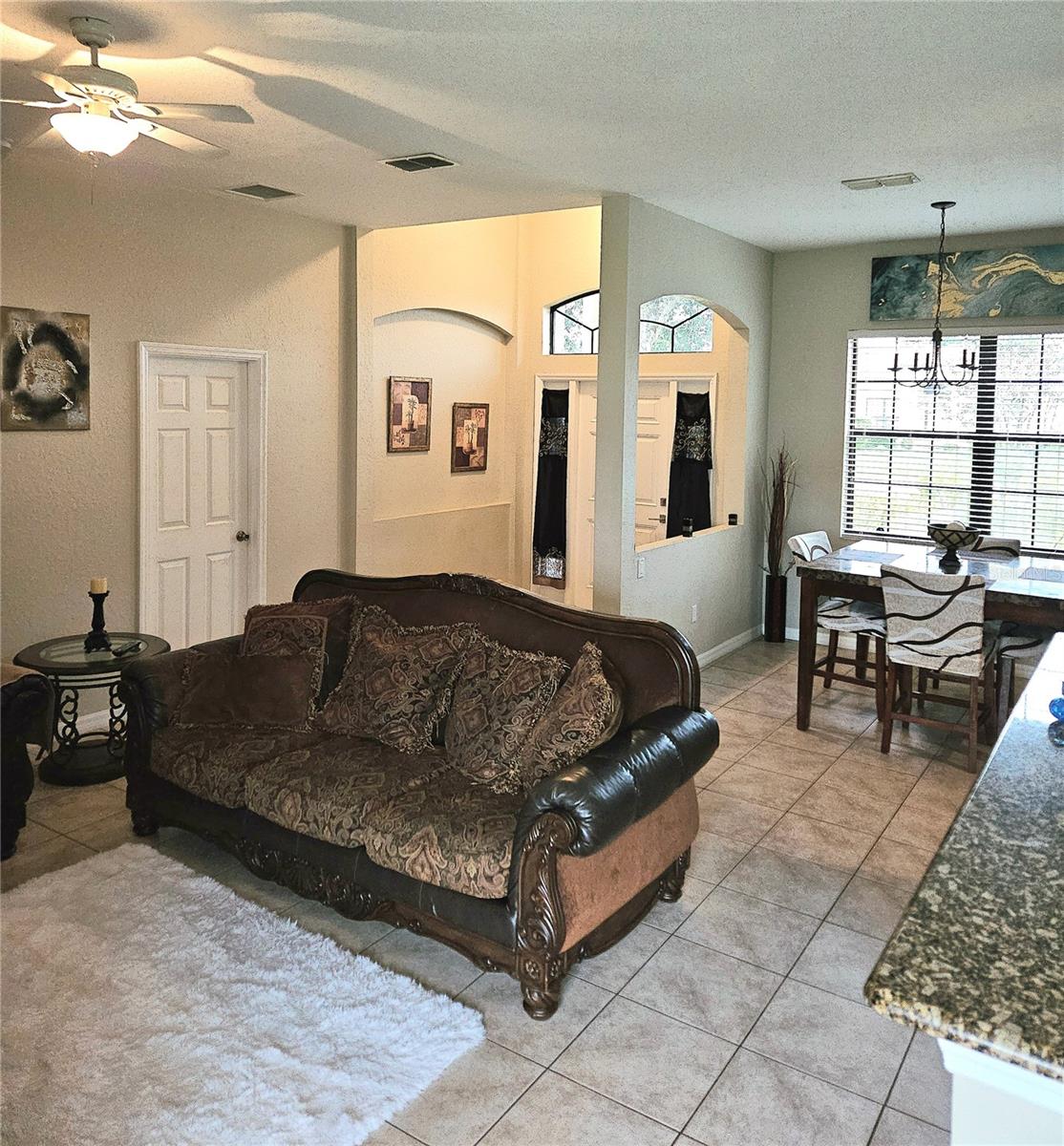 Image 4 of 35 For 435 Caraway Drive