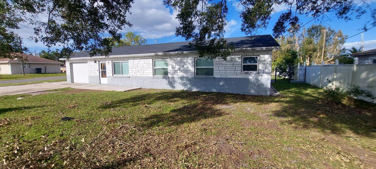 Details for 35 Lakeshore Drive, LAKE WALES, FL 33859