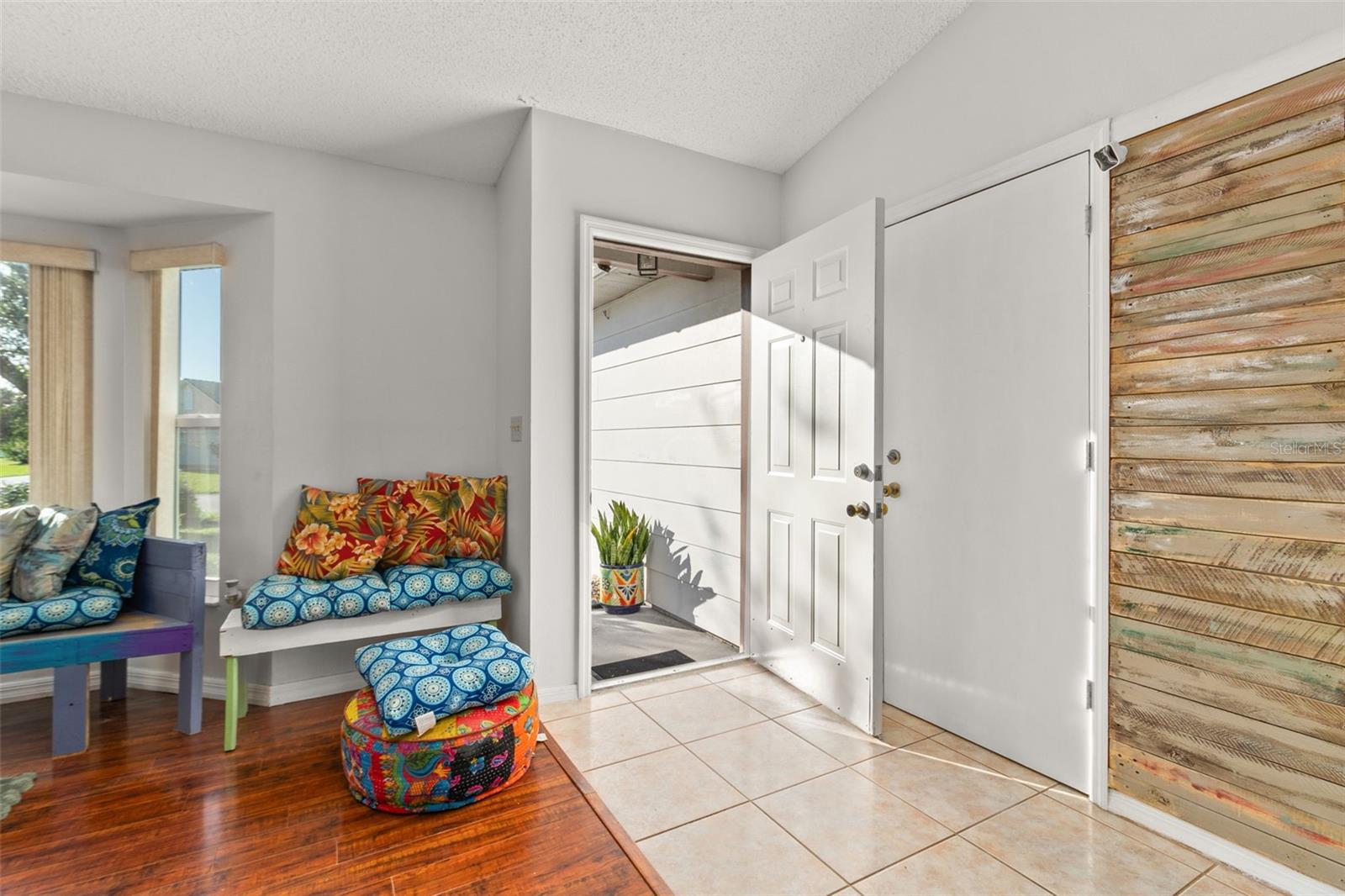 Image 11 of 94 For 1402 Westminster Way