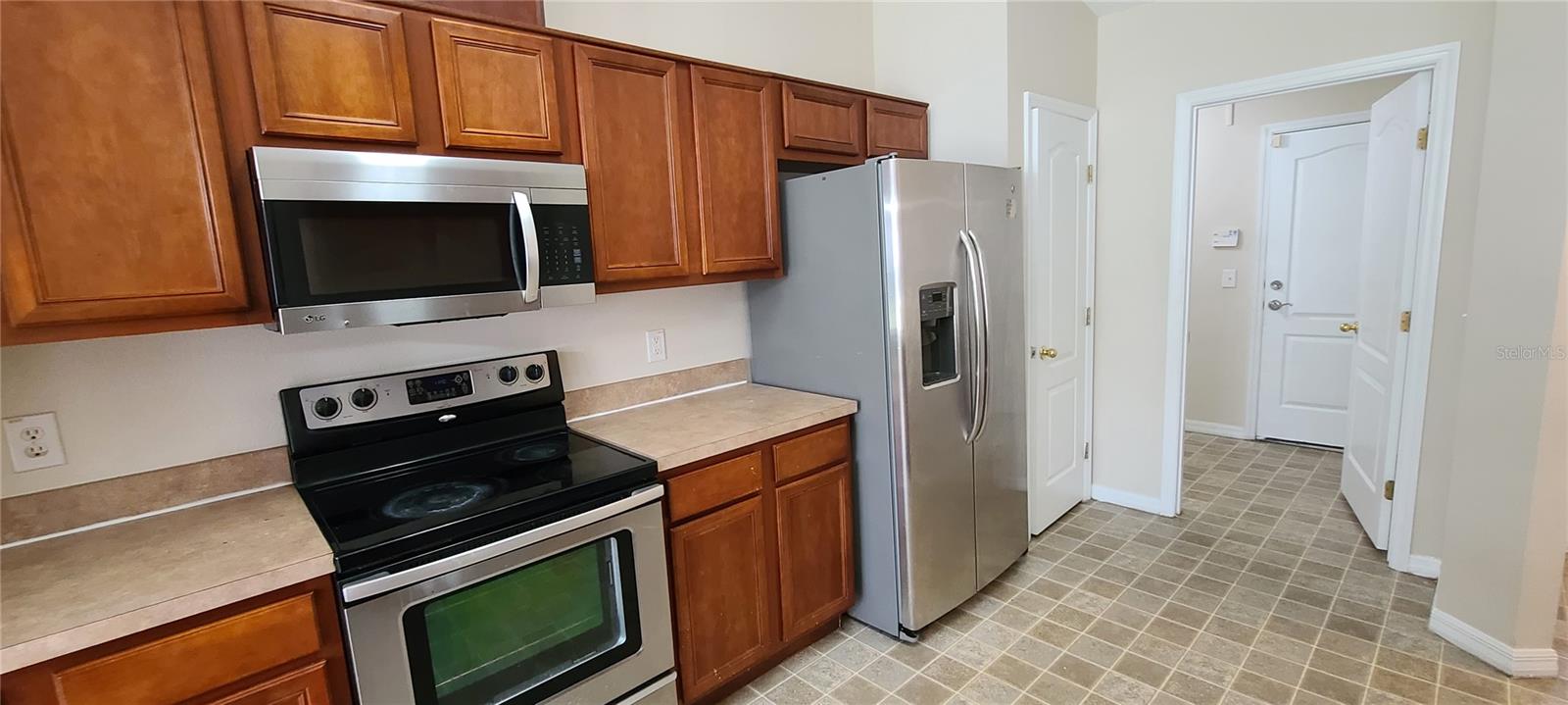 Image 4 of 16 For 331 Grouper Dr