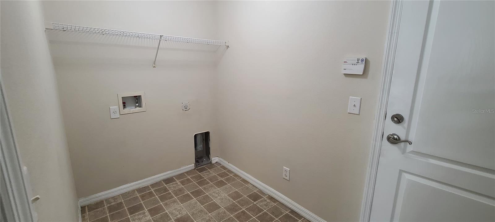 Image 5 of 16 For 331 Grouper Dr
