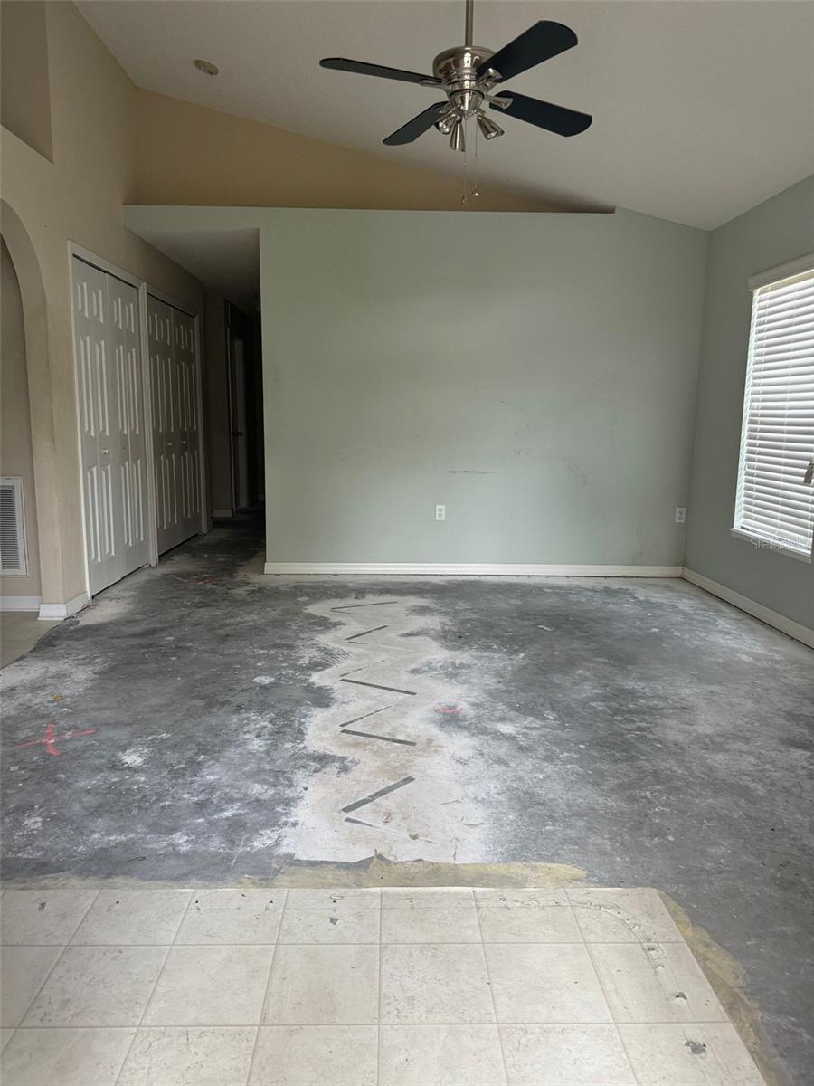 Image 4 of 11 For 2796 Whispering Trails Drive
