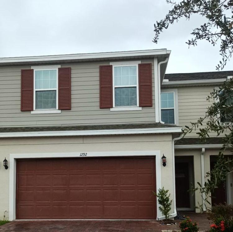 Listing Details for 1292 Wispy Cypress Drive, KISSIMMEE, FL 34746