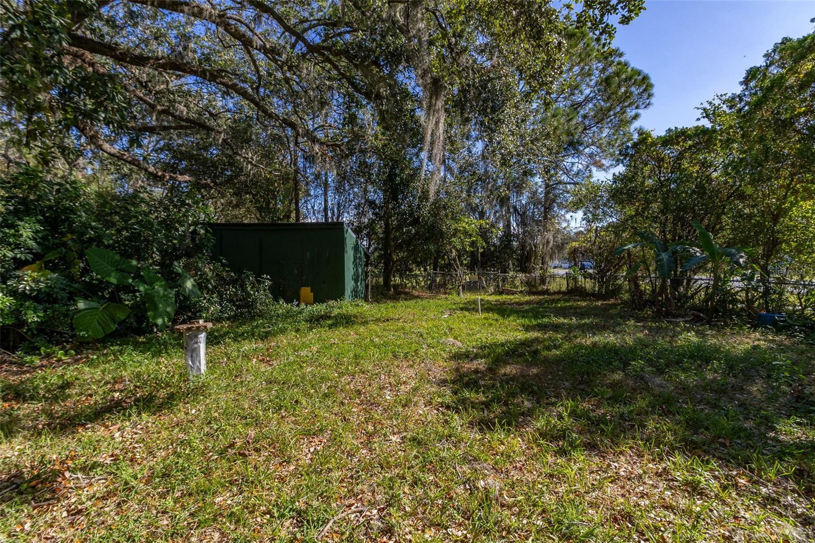 Image 41 of 66 For 4495 Orange Blossom Trail