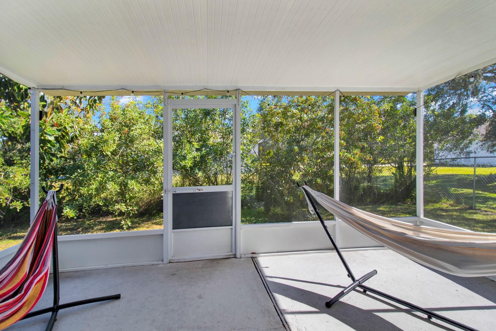 Image 30 of 48 For 905 Gascony Court