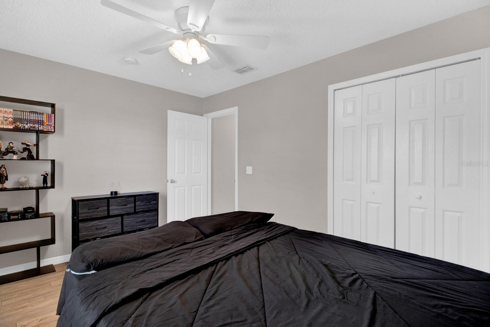 Image 31 of 48 For 905 Gascony Court