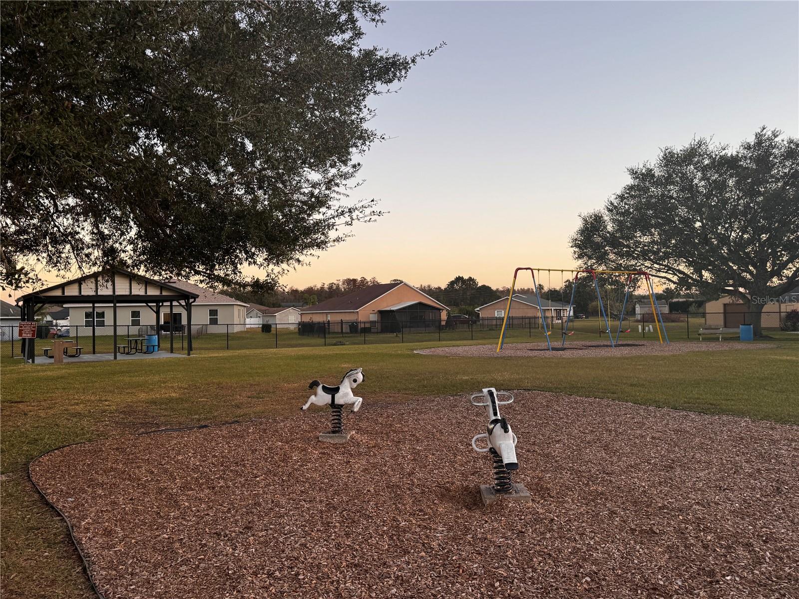 Image 45 of 48 For 905 Gascony Court