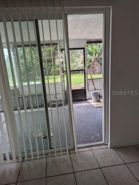 Image 10 of 11 For 2458 Rio Pinar Lakes Boulevard