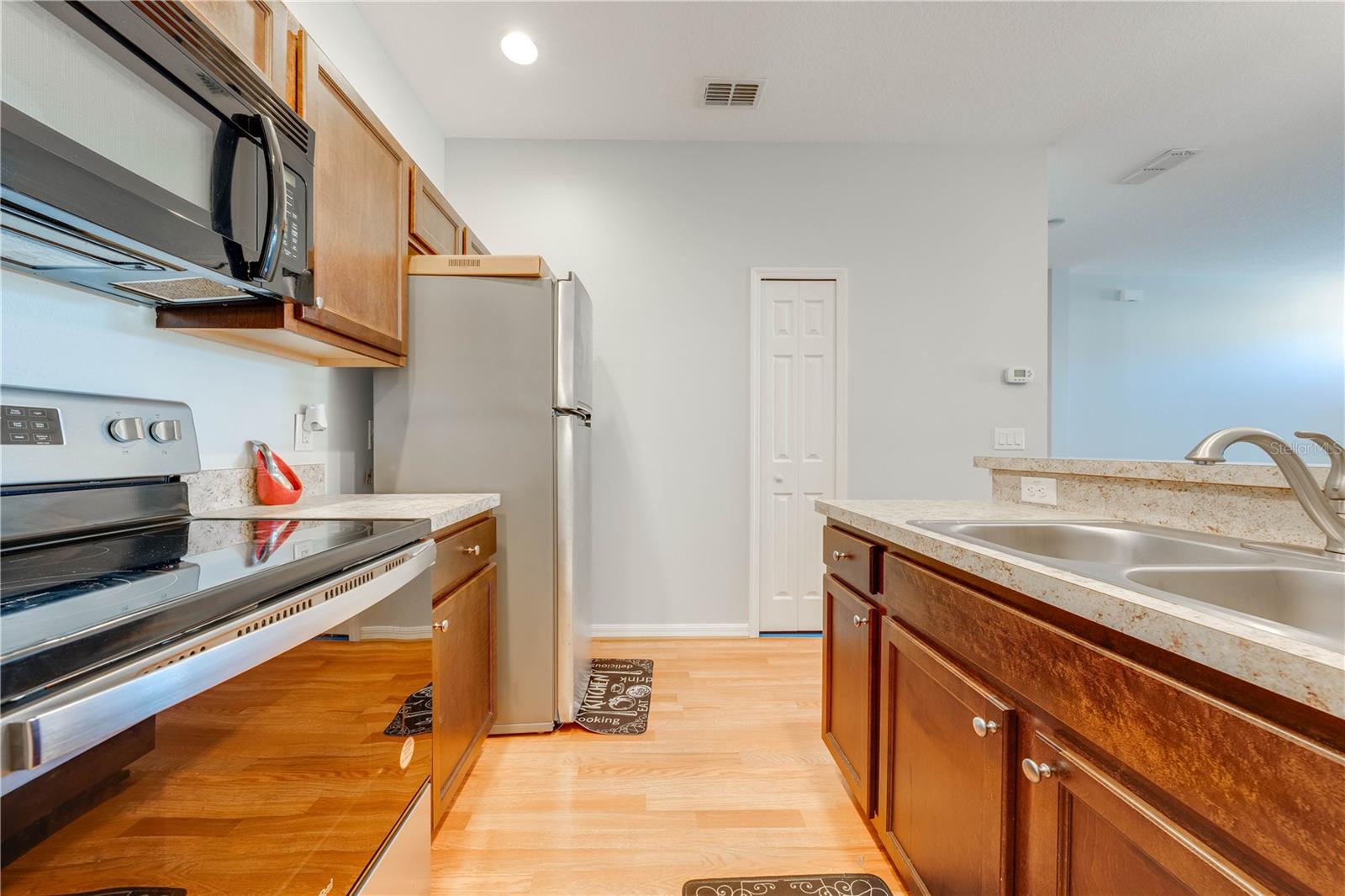 Image 15 of 30 For 1819 Coriander Drive 1819