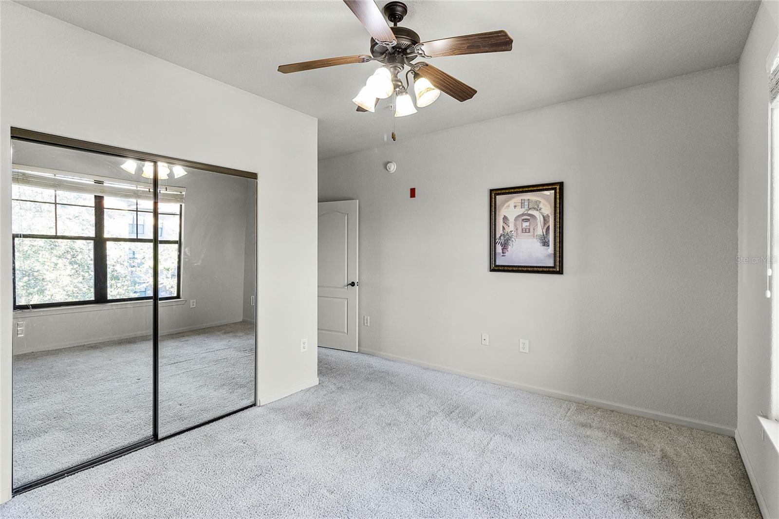 Image 15 of 47 For 902 Charo Parkway 636