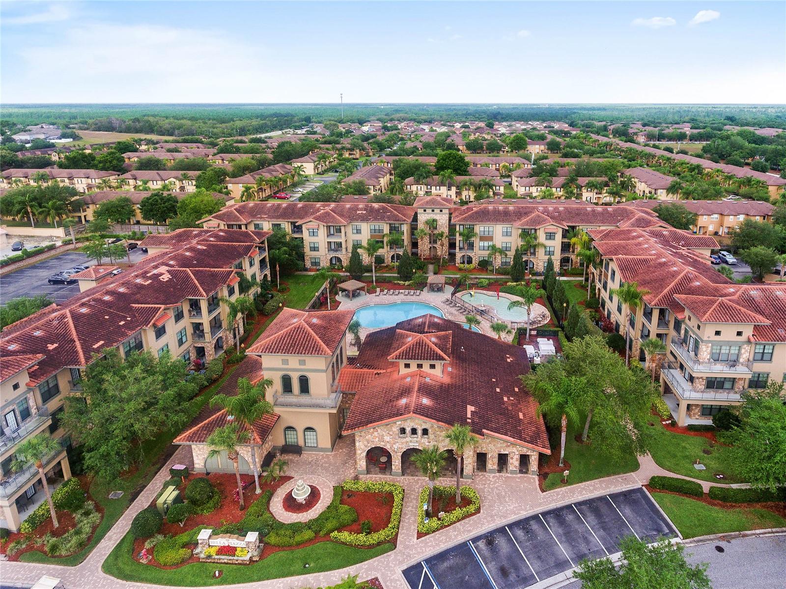 Image 43 of 47 For 902 Charo Parkway 636