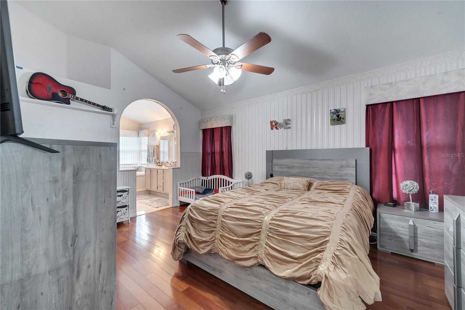 Image 20 of 55 For 2430 Berkshire Court