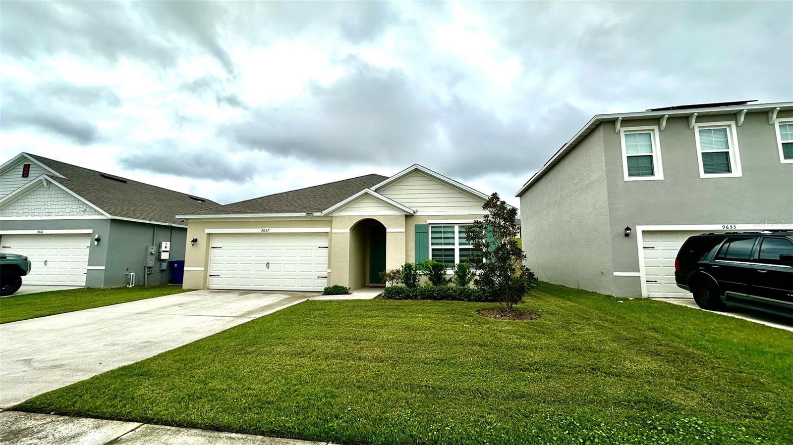 Details for 9657 Black Walnut Drive, CLERMONT, FL 34715