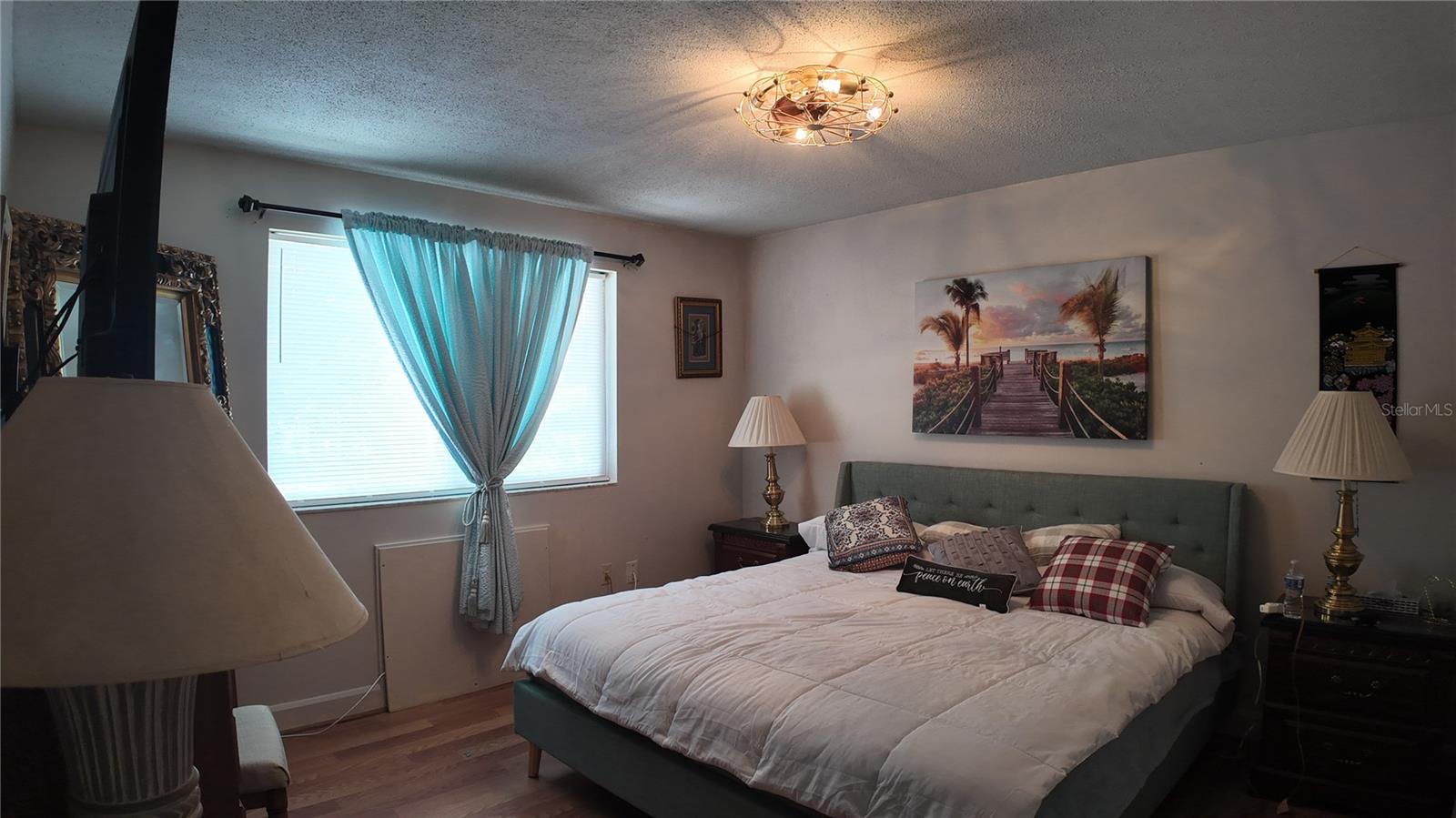 Image 22 of 25 For 1600 Lake Parker Drive B23