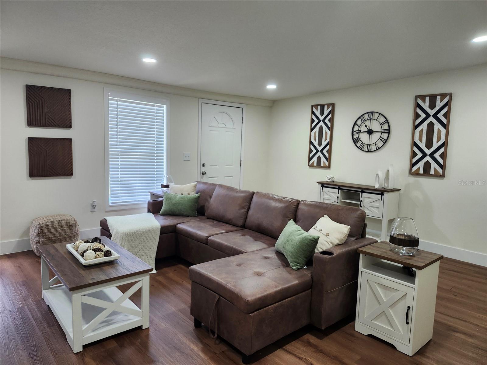 Image 3 of 53 For 4950 Nova Avenue