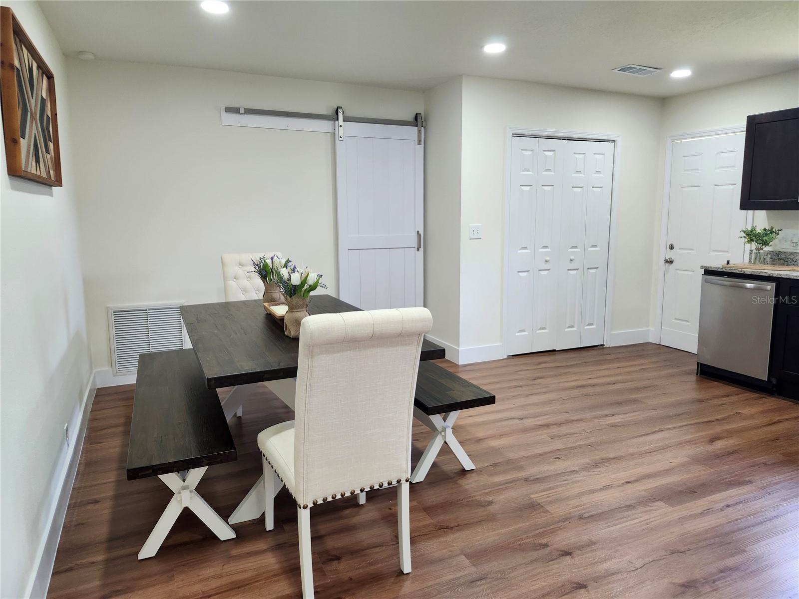 Image 30 of 53 For 4950 Nova Avenue