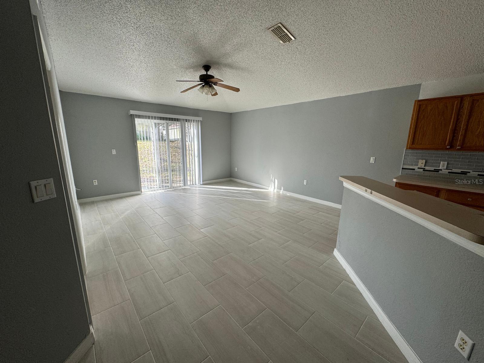 Image 10 of 16 For 449 Heather Hill Boulevard
