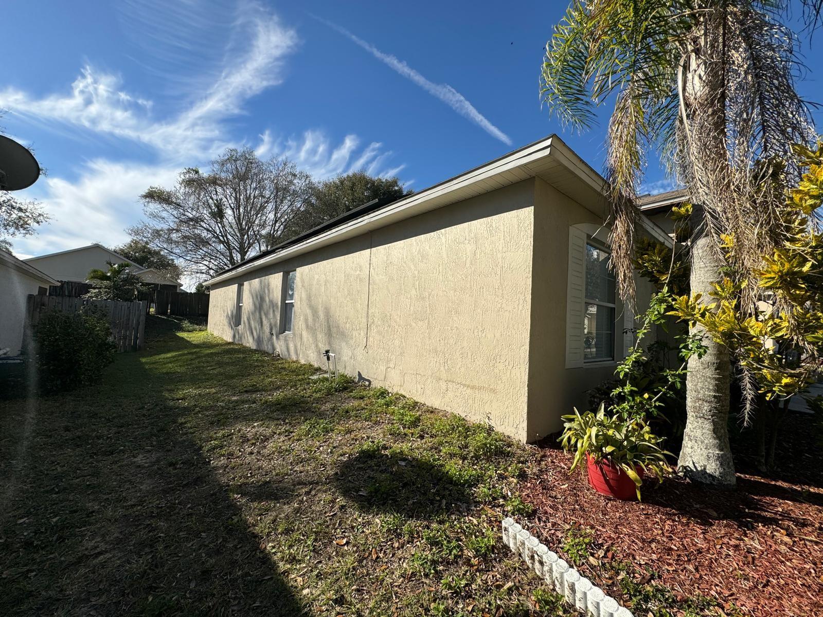 Image 5 of 16 For 449 Heather Hill Boulevard