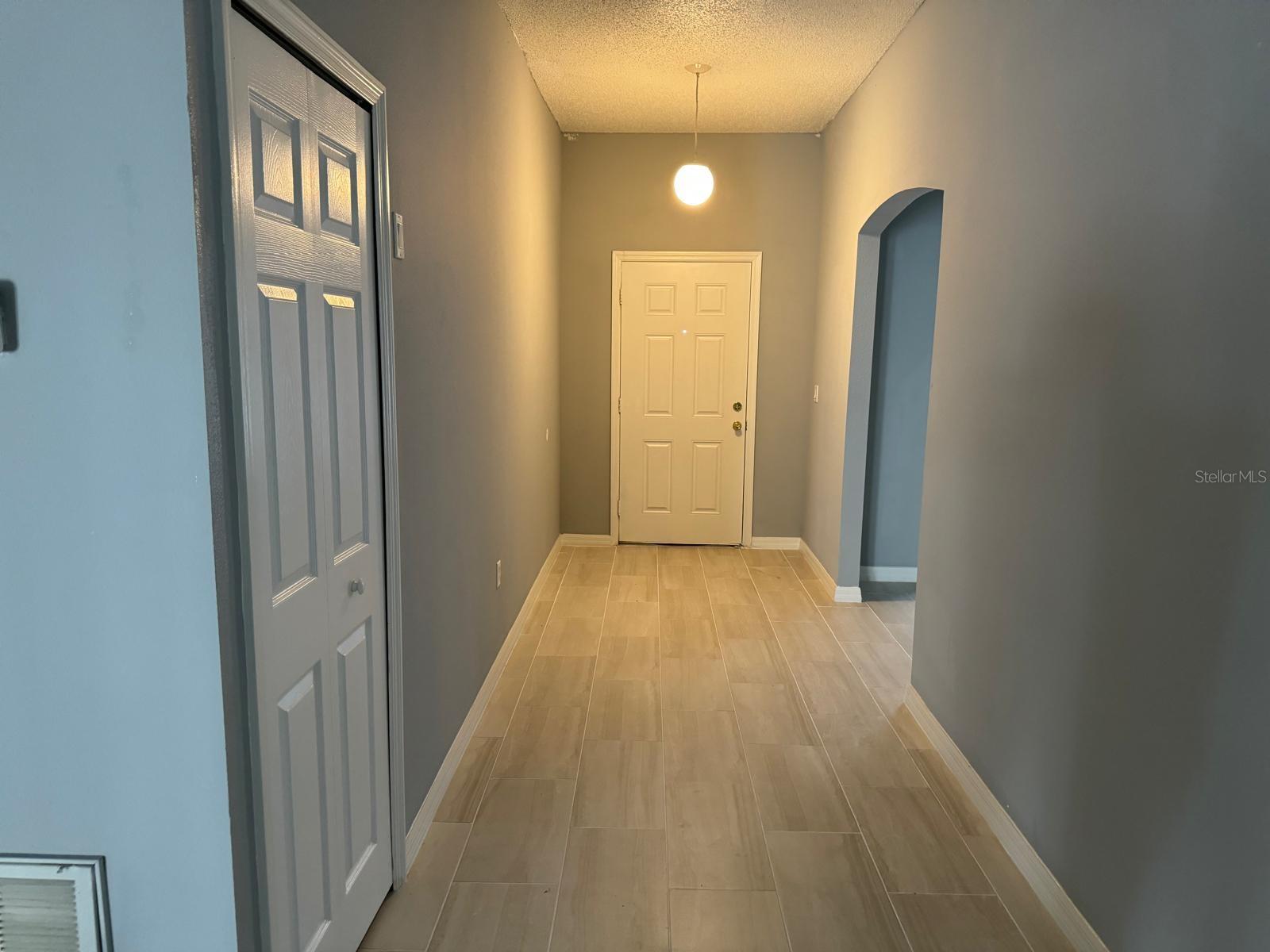 Image 7 of 16 For 449 Heather Hill Boulevard