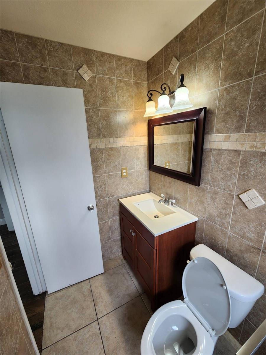 Image 22 of 41 For 2913 Bayeux Avenue