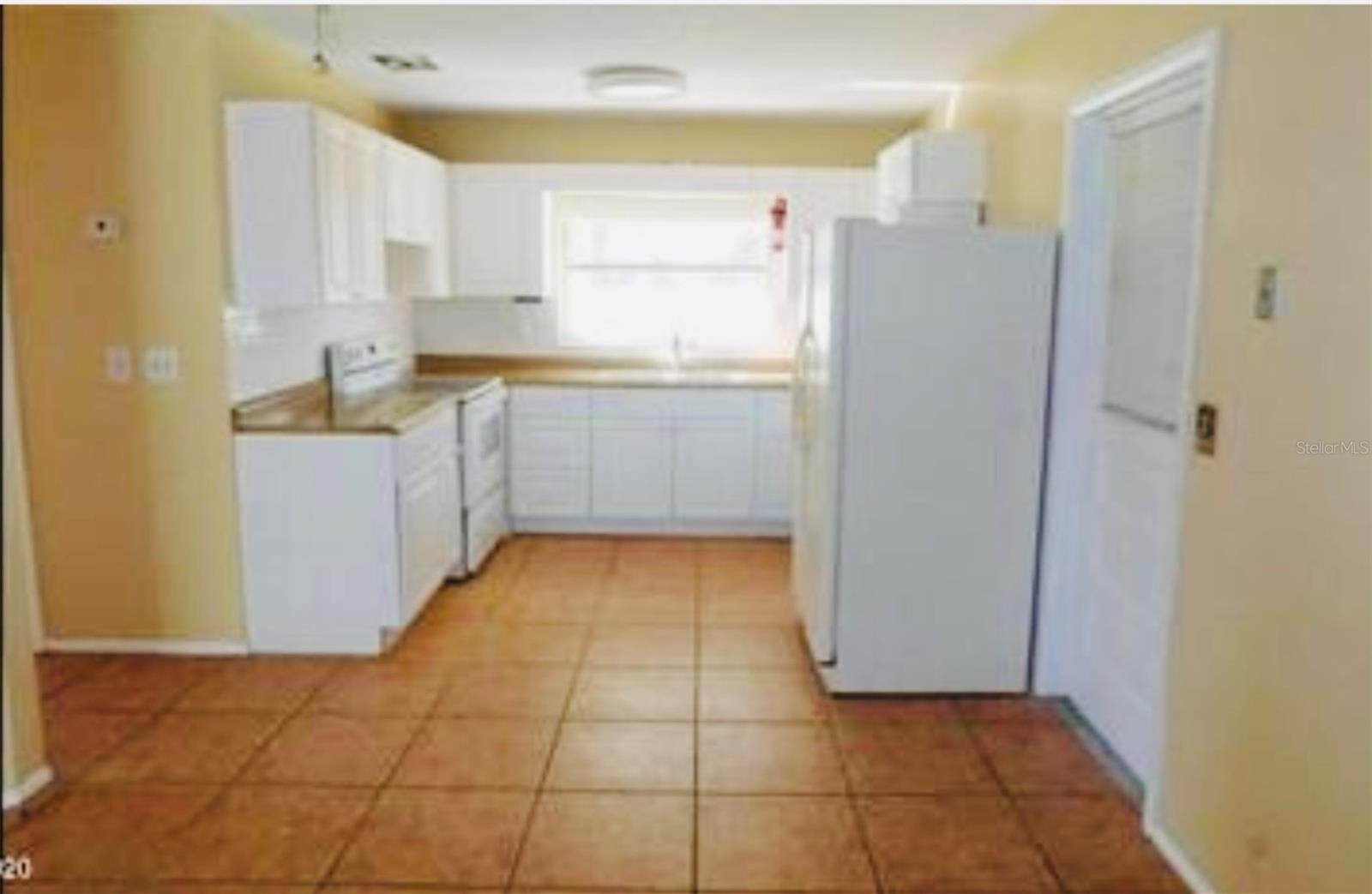 Image 8 of 41 For 2913 Bayeux Avenue