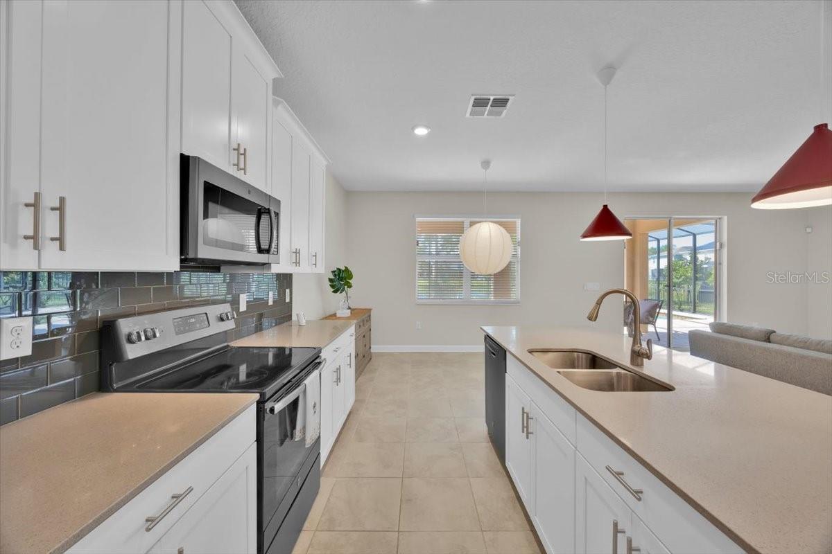 Image 12 of 41 For 424 Brunswick Drive