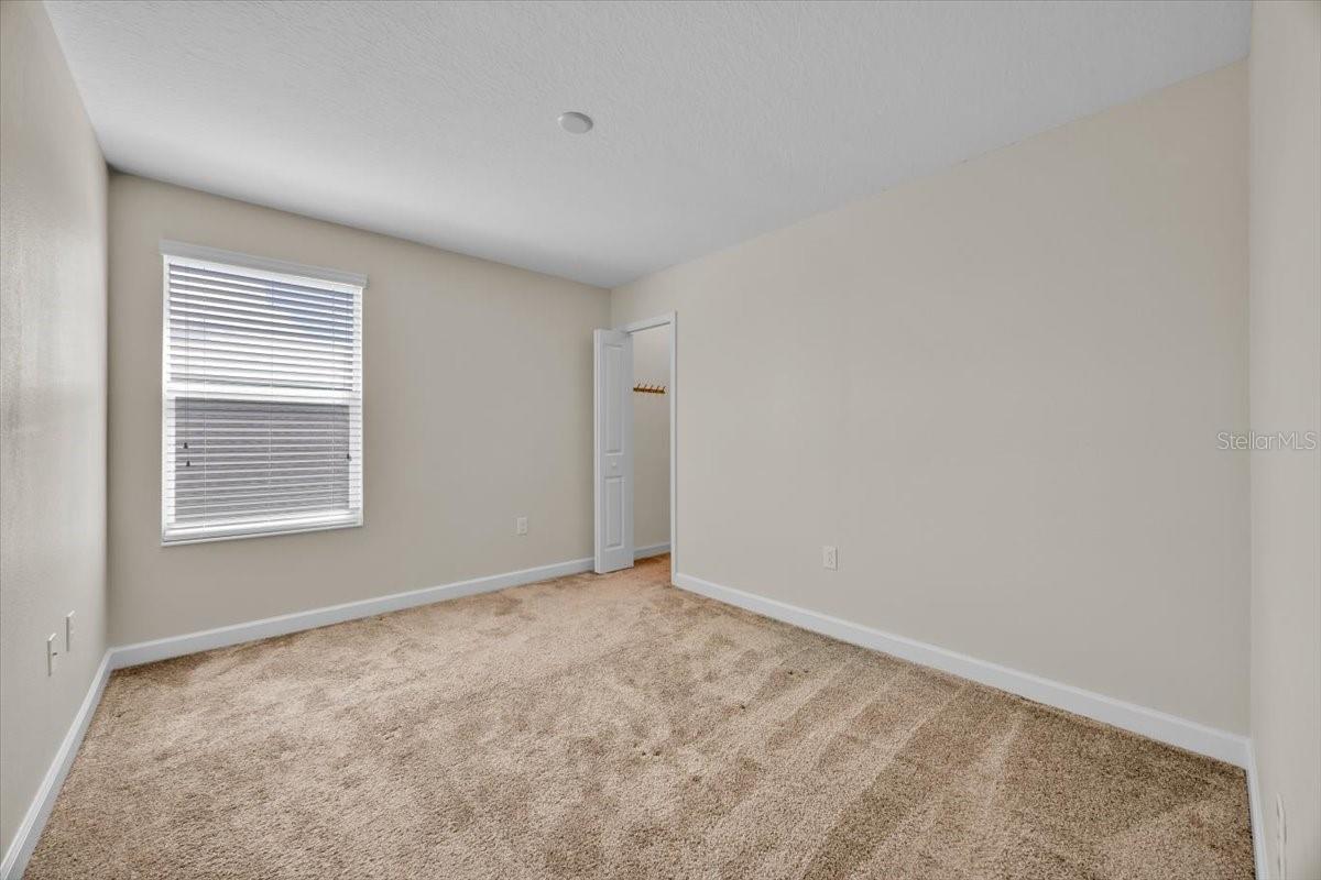 Image 21 of 41 For 424 Brunswick Drive