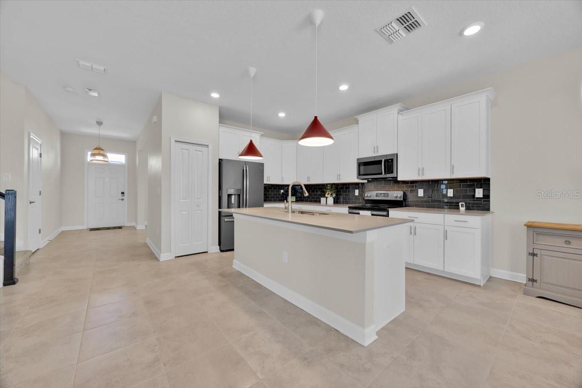 Image 7 of 41 For 424 Brunswick Drive