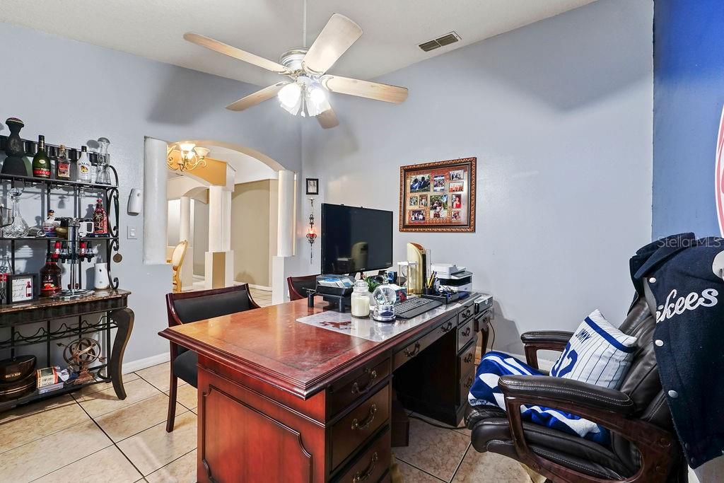 Image 10 of 41 For 918 San Paulo Way