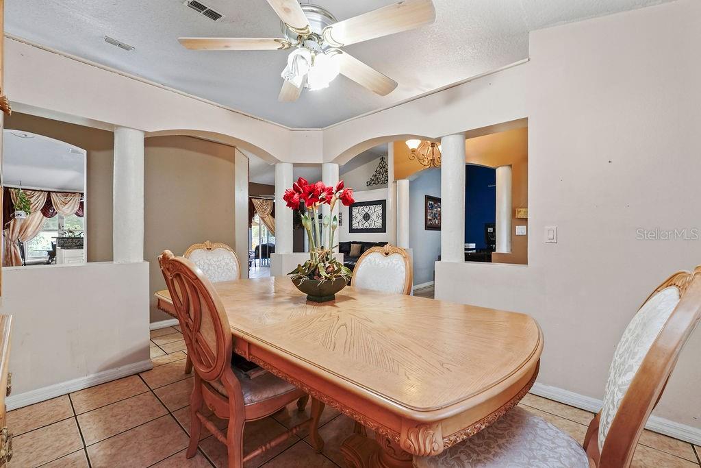 Image 11 of 41 For 918 San Paulo Way