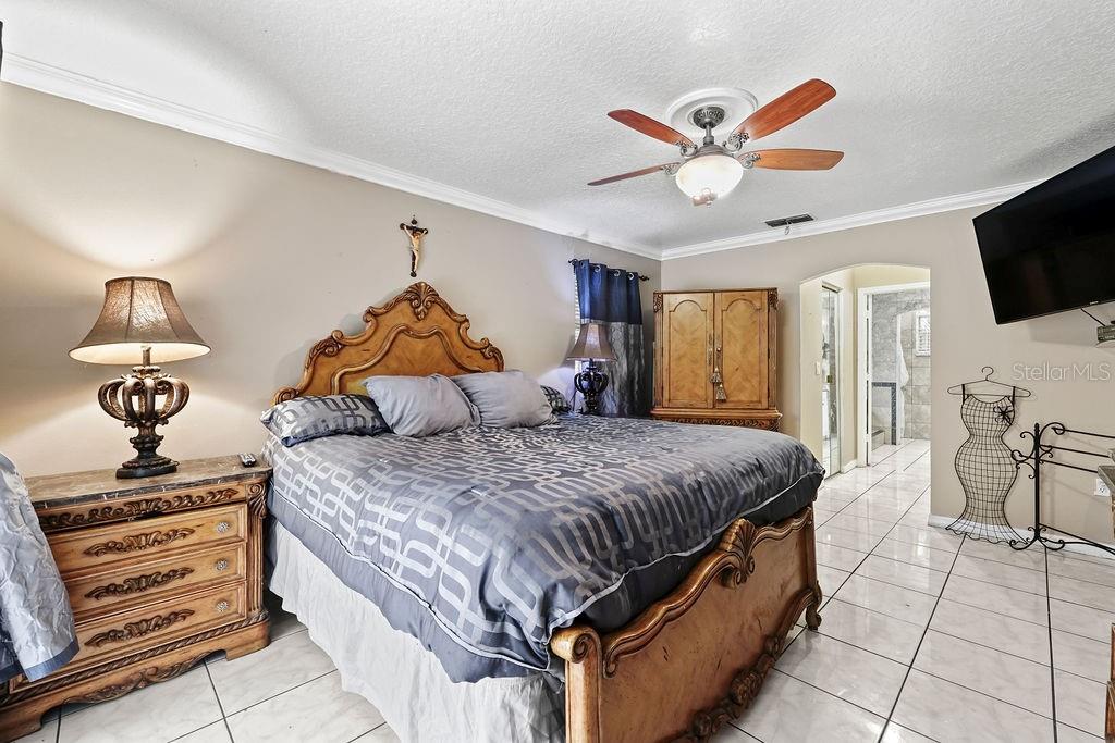 Image 19 of 41 For 918 San Paulo Way