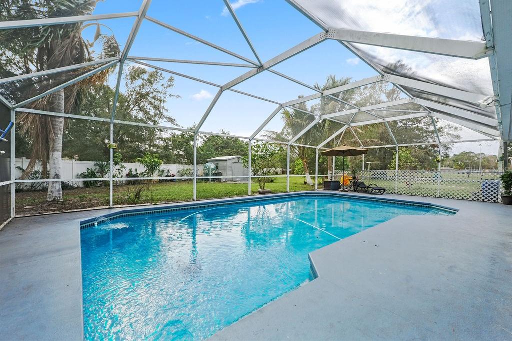 Image 24 of 41 For 918 San Paulo Way