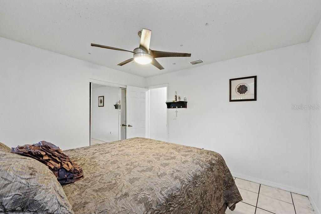 Image 28 of 41 For 918 San Paulo Way