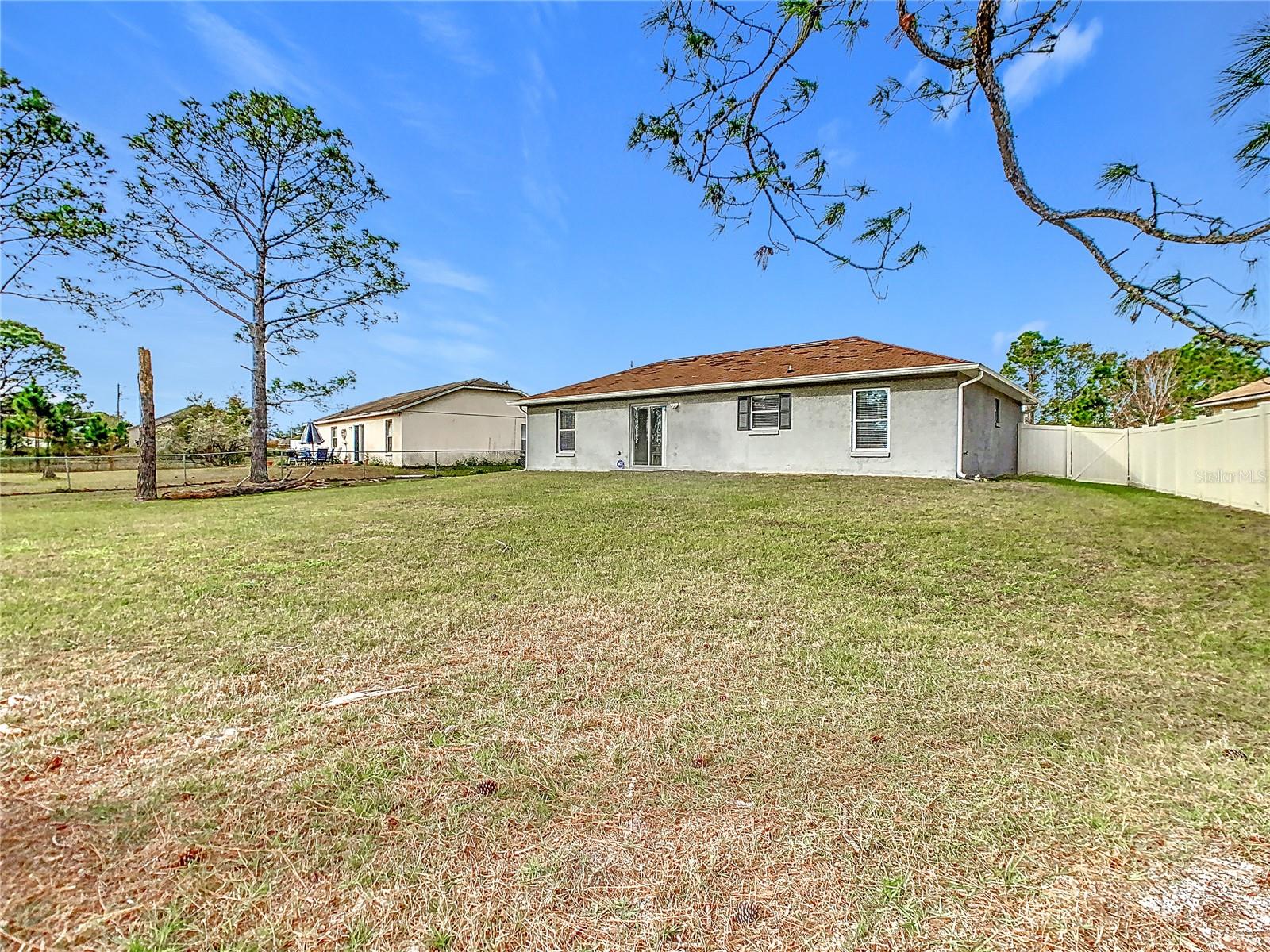 Image 20 of 22 For 37 Sawfish Court