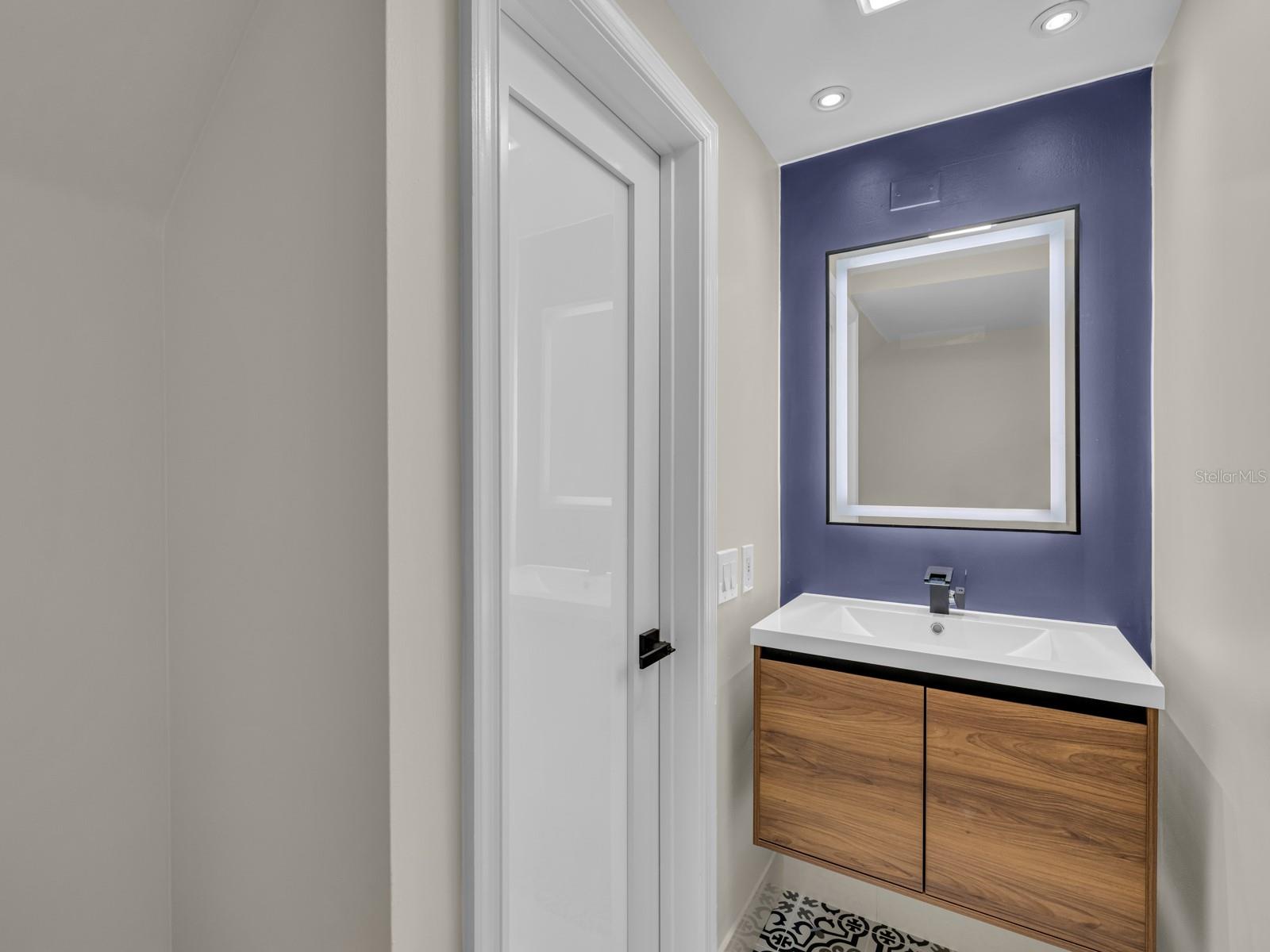 Image 30 of 93 For 624 Stanton Drive