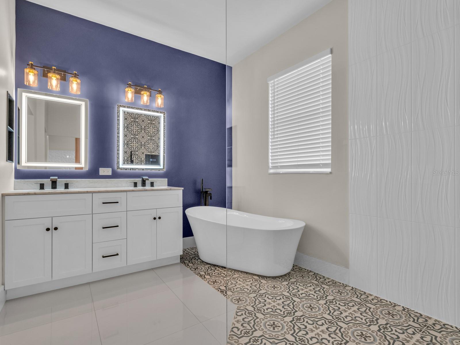 Image 37 of 93 For 624 Stanton Drive