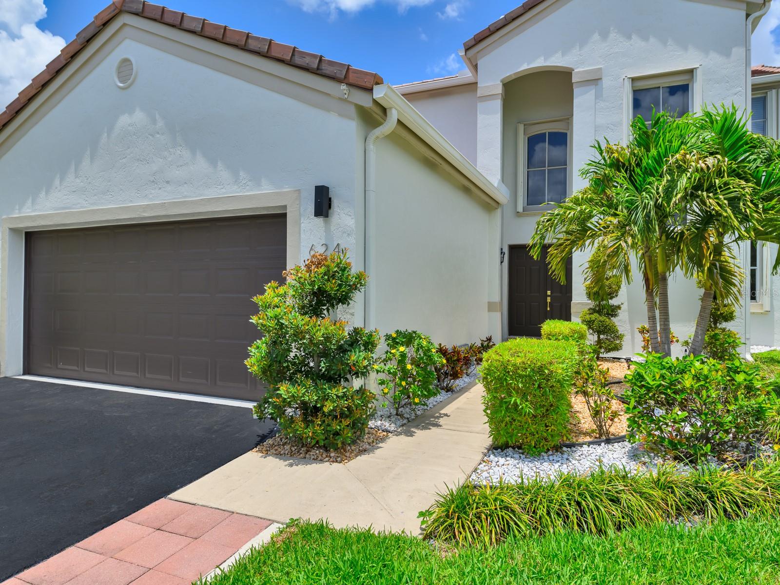 Image 9 of 93 For 624 Stanton Drive