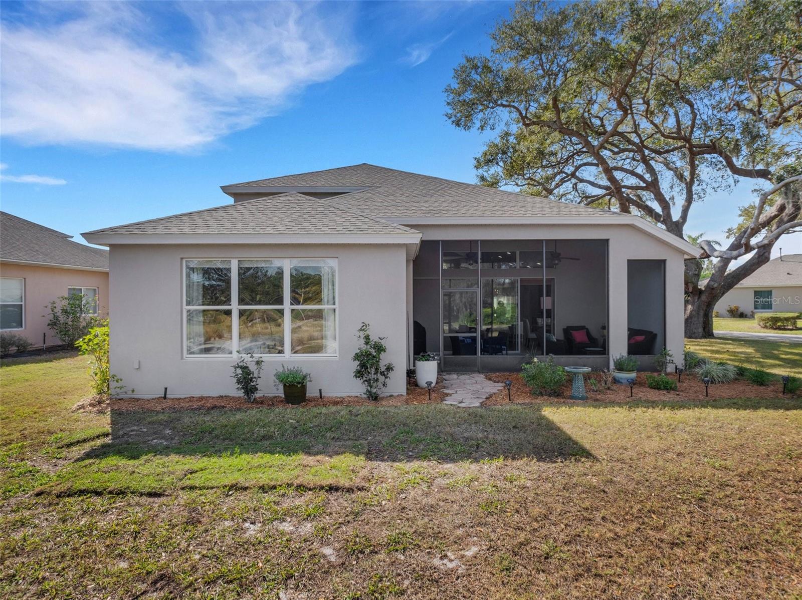 Image 43 of 72 For 336 Del Sol Avenue