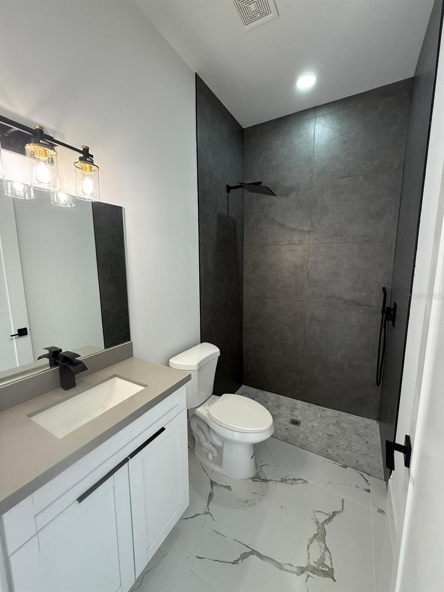 Image 13 of 32 For 1320 14th Avenue