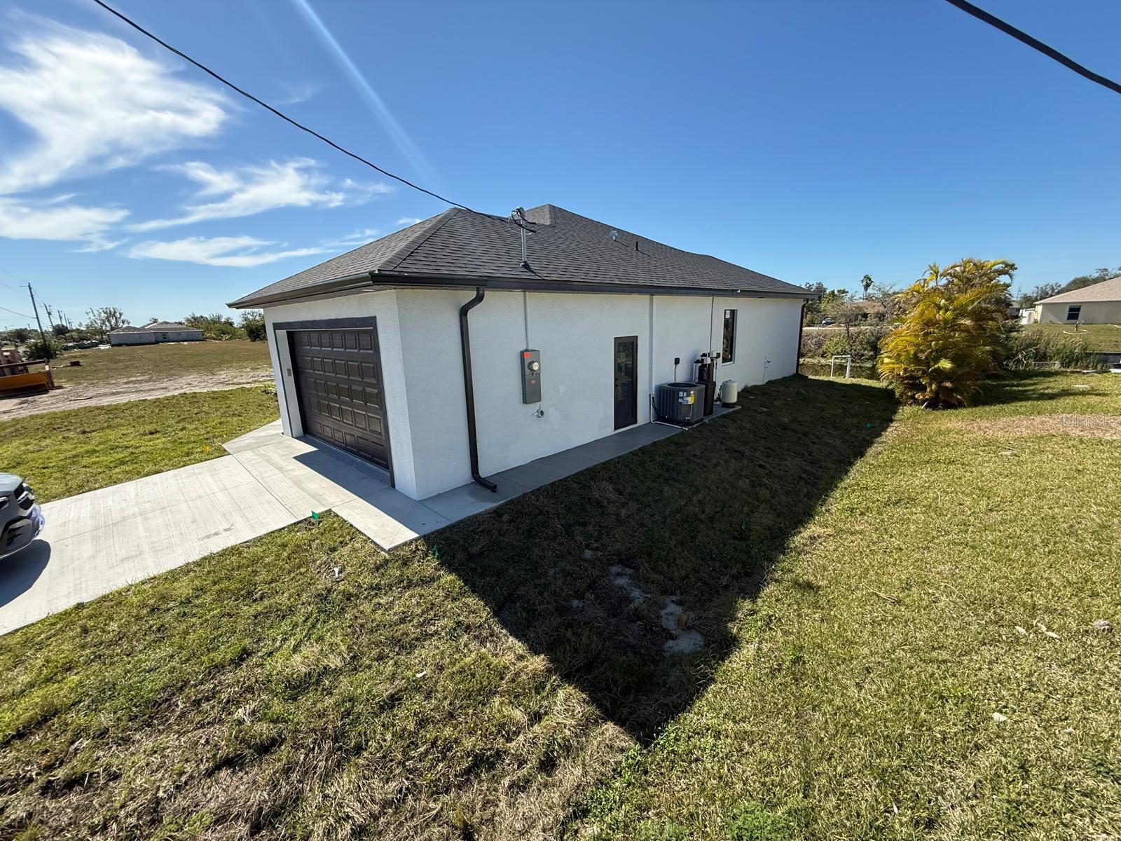 Image 28 of 32 For 1320 14th Avenue