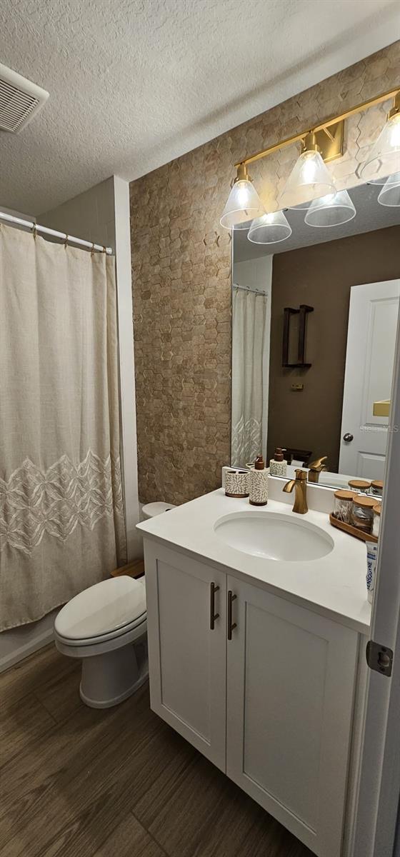 Image 11 of 20 For 803 Longboat Drive