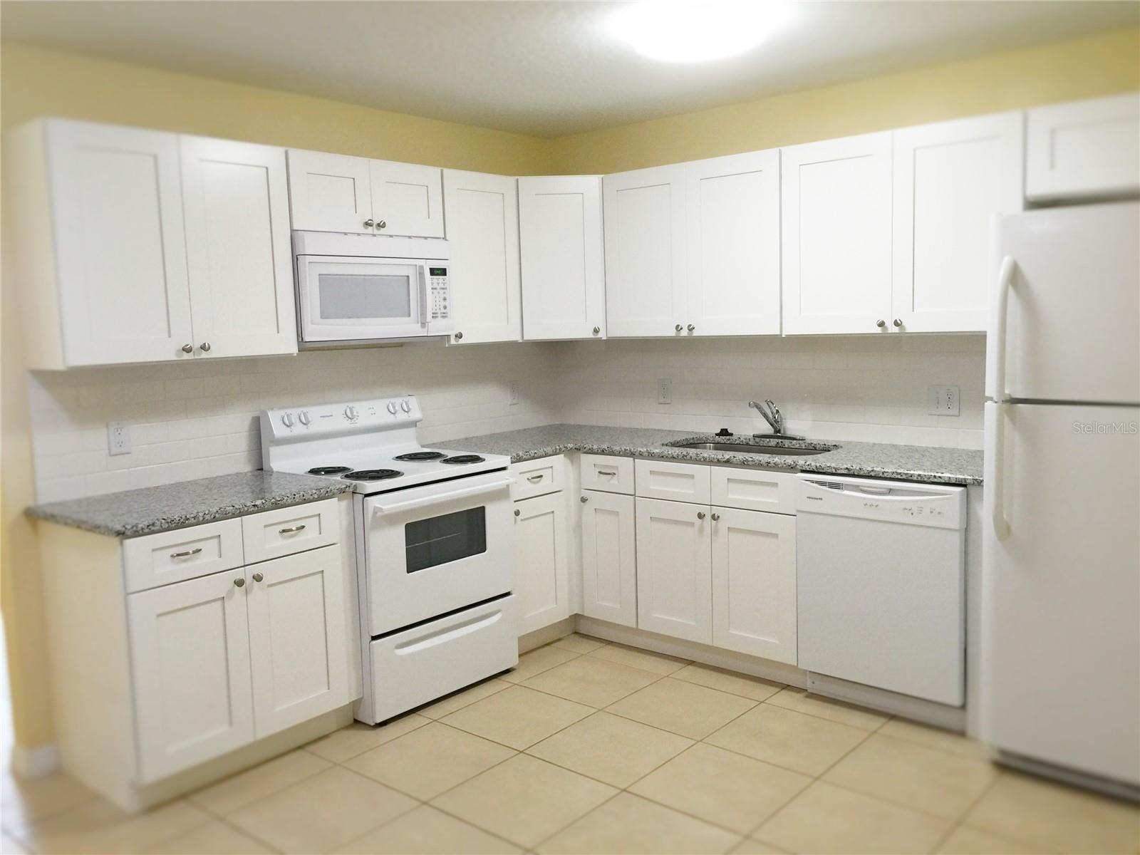 Image 3 of 13 For 330 Dundee Drive 330