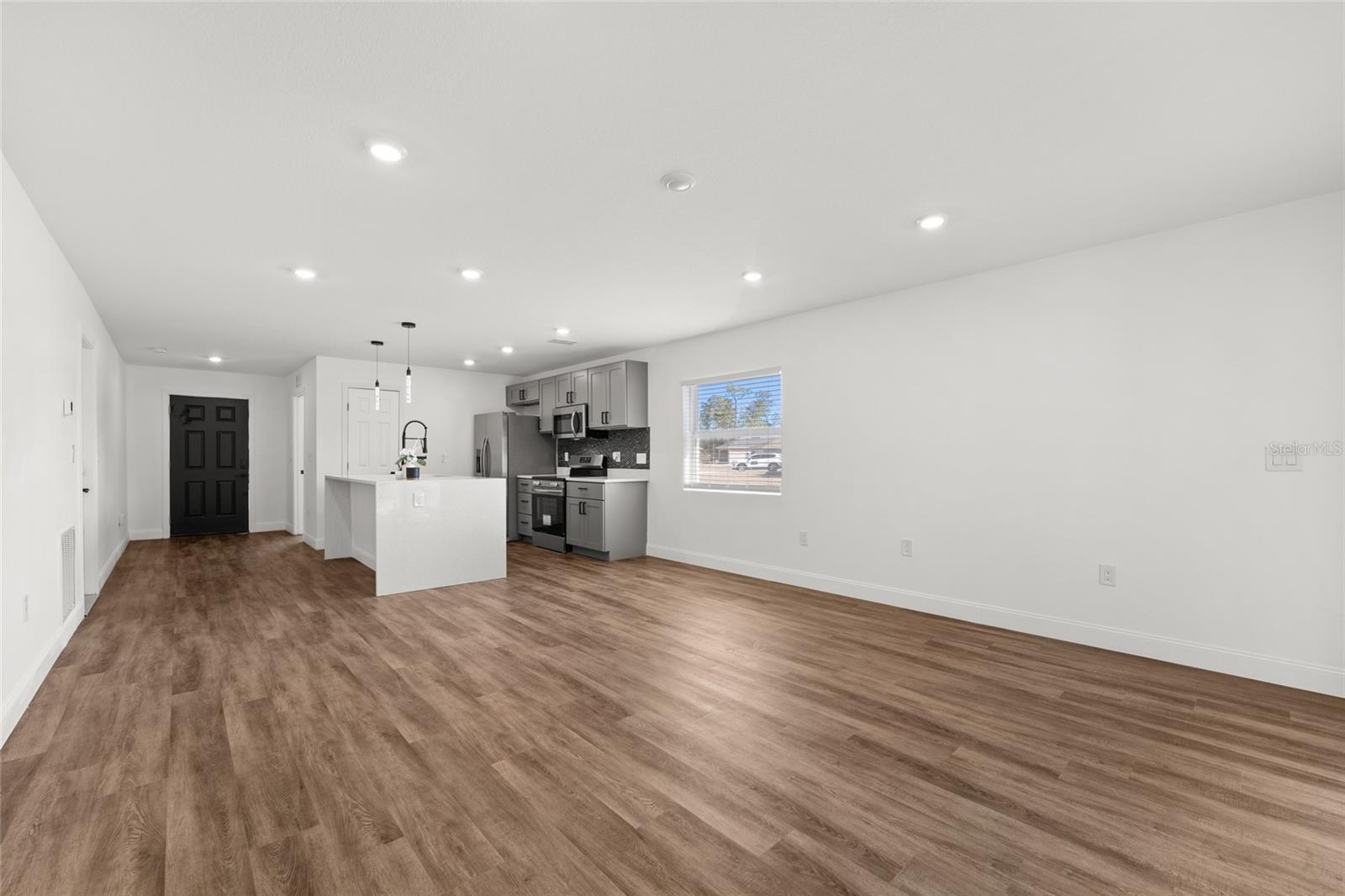 Image 10 of 32 For 13380 60th Court Road