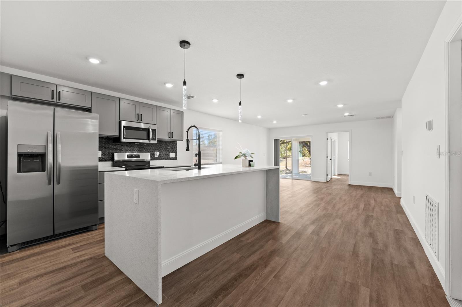 Image 3 of 32 For 13380 60th Court Road